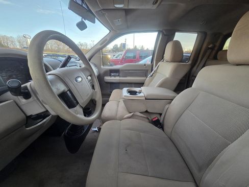Used 2006 Ford F150 XLT image 8