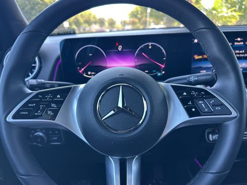 New 2026 Mercedes-Benz GLB 250 4MATIC image 23