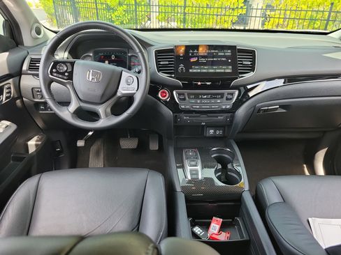 Used 2022 Honda Pilot Touring image 15