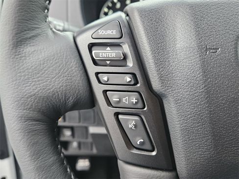 New 2026 Nissan Frontier SV image 25