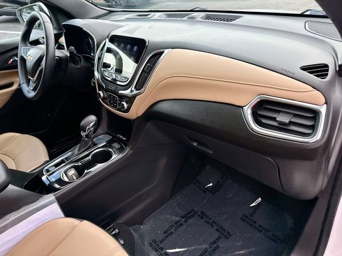 Used 2023 Chevrolet Equinox Premier FWD image 28