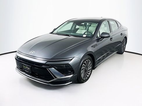 Used 2025 Hyundai Sonata SEL image 3