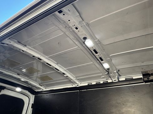 Used 2020 Ford Transit 250 Medium Roof w/ Load Area Protection Package image 38