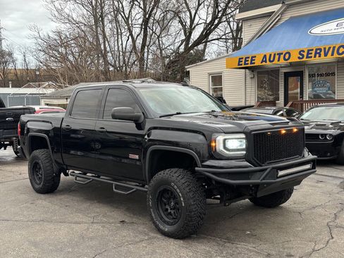 Used 2016 GMC Sierra 1500 SLT w/ All-Terrain Package image 2