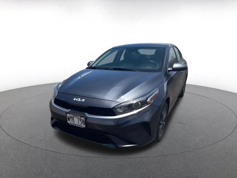 Used 2024 Kia Forte LXS FWD image 7