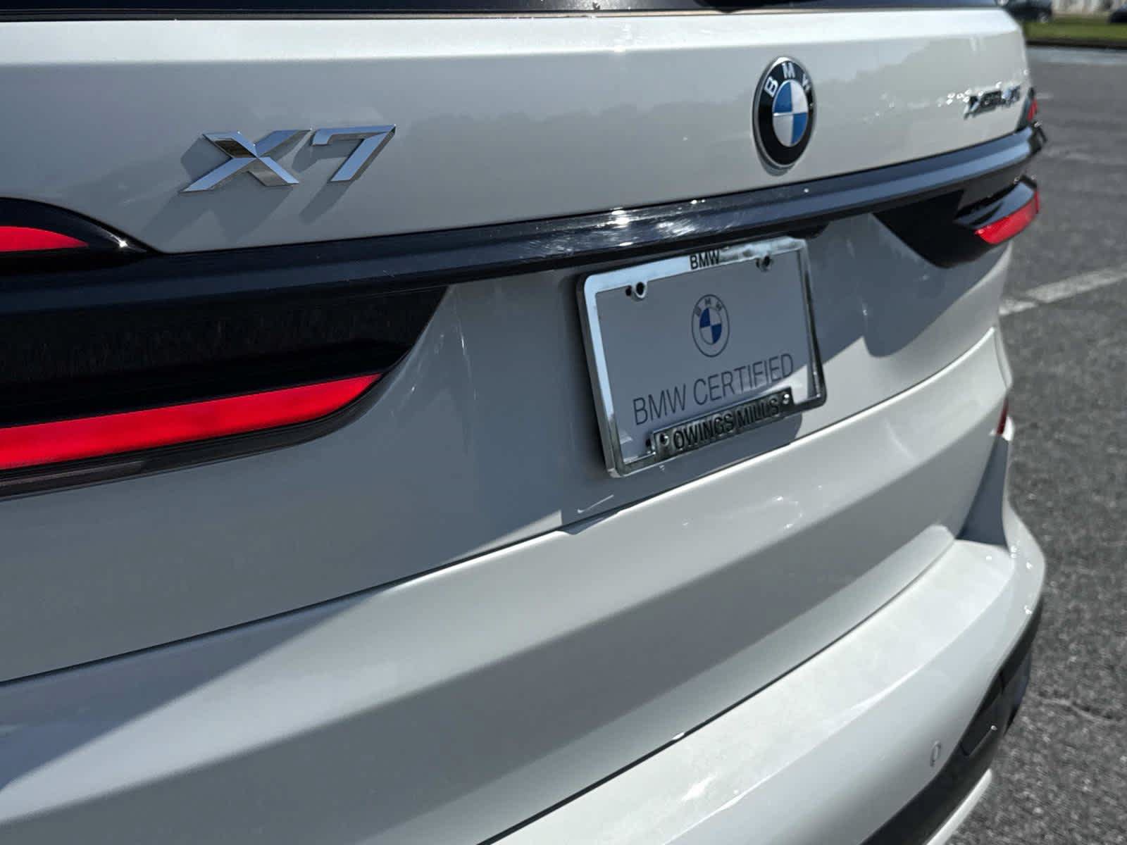 Used 2026 BMW X7 xDrive40i w/ M Sport Package AWD/4WD image 11