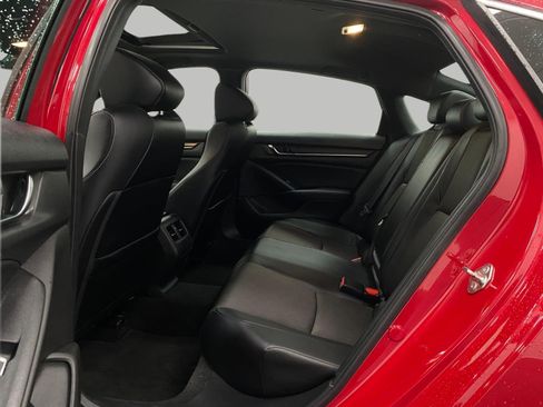 Used 2018 Honda Accord Sport image 27