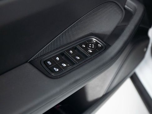 New 2026 Porsche Macan 4S Electric image 21