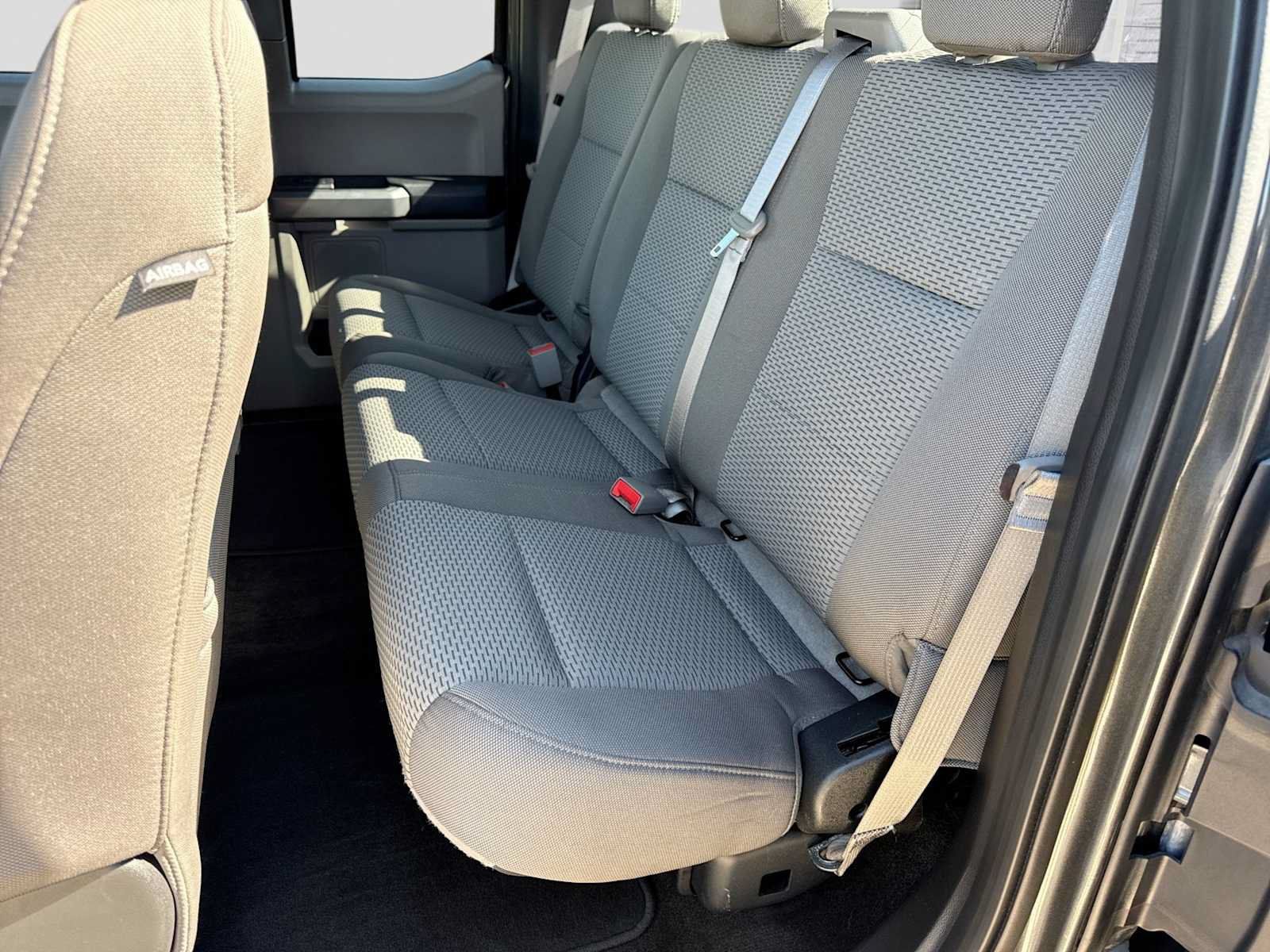 Used 2018 Ford F150 XLT w/ Equipment Group 302A Luxury AWD/4WD image 19
