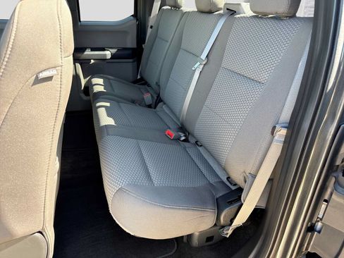 Used 2018 Ford F150 XLT w/ Equipment Group 302A Luxury AWD/4WD image 19