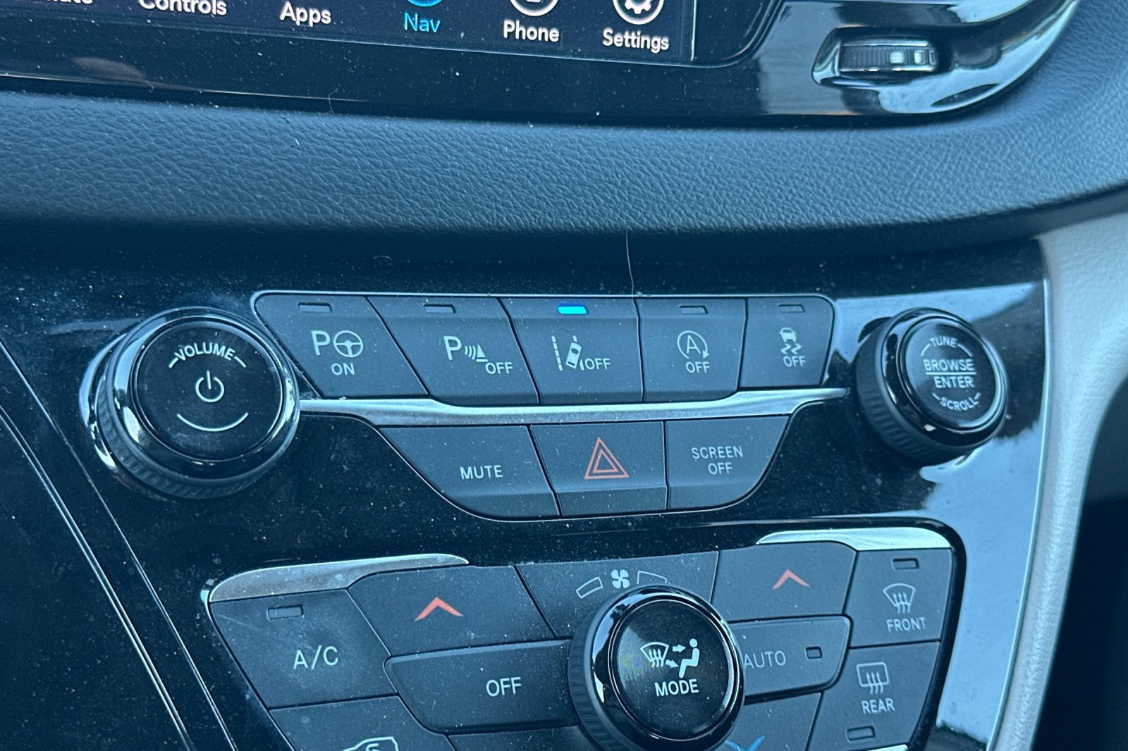 Used 2019 Chrysler Pacifica Touring-L w/ Advanced Safetytec Group FWD image 30