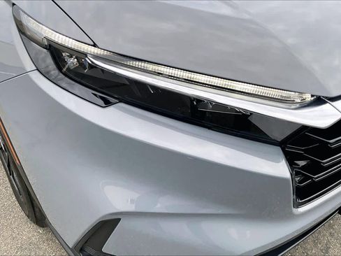 Used 2025 Honda CR-V EX image 30