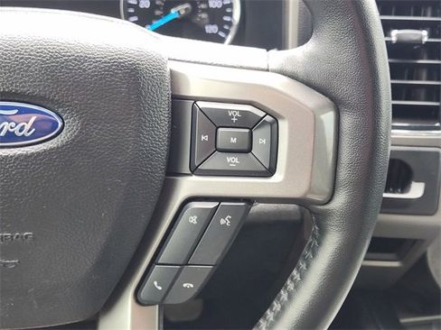 Used 2021 Ford Expedition XLT image 28