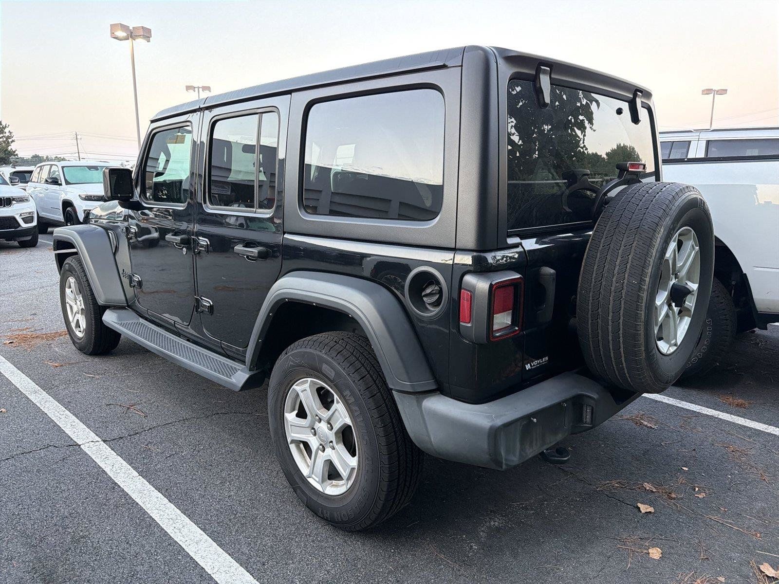 Used 2023 Jeep Wrangler Unlimited Sport AWD/4WD image 5
