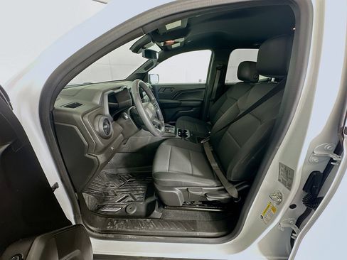 Used 2023 Chevrolet Colorado W/T RWD image 13