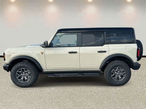 New 2025 Ford Bronco Badlands AWD/4WD image 8