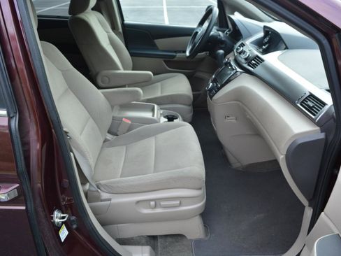 Used 2015 Honda Odyssey EX image 21