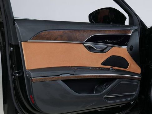 Used 2025 Audi A8 L 3.0T w/ Executive Package image 30