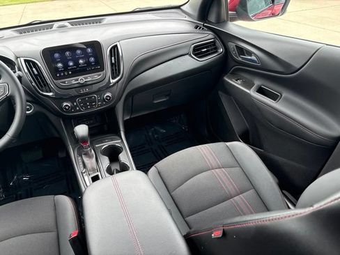 Used 2024 Chevrolet Equinox RS FWD image 26