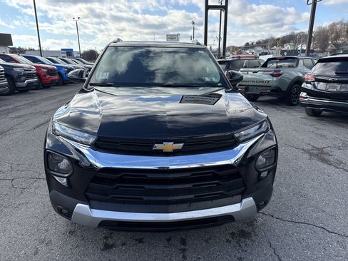 Used 2023 Chevrolet TrailBlazer LT w/ Convenience Package image 9
