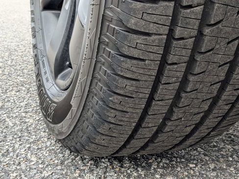 Used 2014 Ford F150 FX4 w/ Equipment Group 402A Luxury image 13