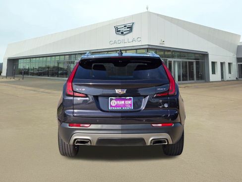 Used 2022 Cadillac XT4 Premium Luxury FWD image 5