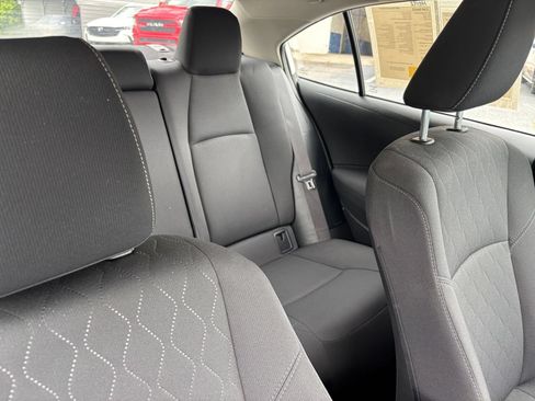 Used 2025 Toyota Corolla LE FWD image 32