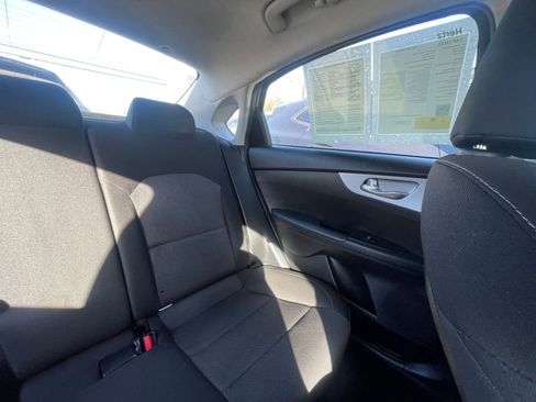 Used 2024 Kia Forte LXS image 38