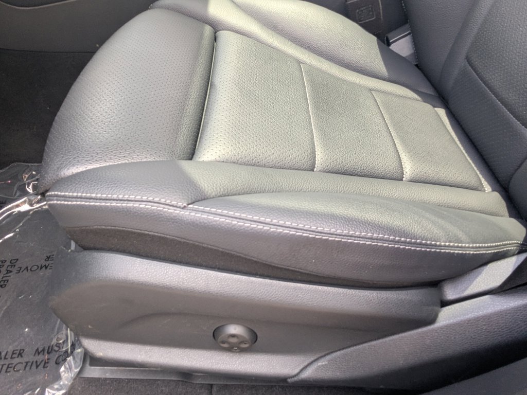 Certified 2022 Mercedes-Benz GLC 300 4MATIC w/ Premium Package Lite image 8