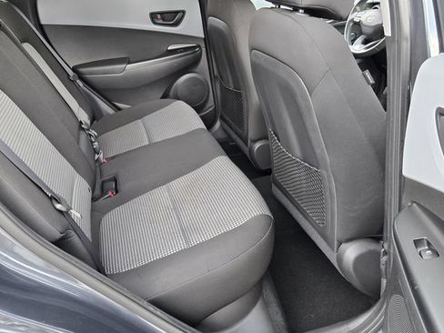 Used 2018 Hyundai Kona SEL FWD image 15