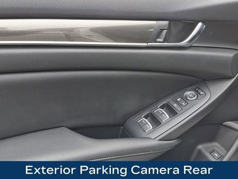 Used 2020 Honda Accord Sport image 15