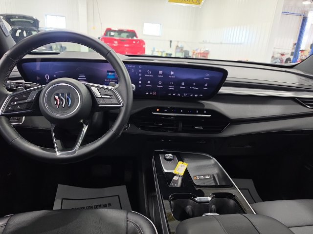 Used 2026 Buick Enclave Preferred AWD/4WD image 9
