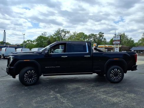 New 2026 GMC Sierra 2500 Denali Ultimate AWD/4WD image 12