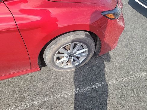 Used 2025 Toyota Camry LE FWD image 12