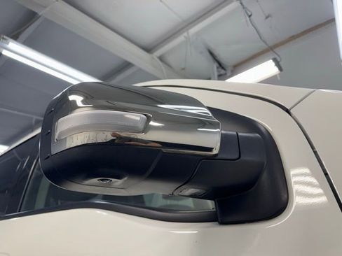 Used 2018 Nissan Titan Platinum Reserve AWD/4WD image 37