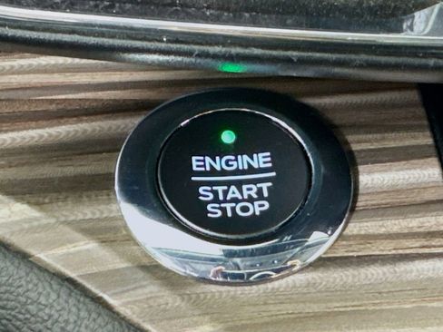 Used 2021 Ford Explorer Limited w/ Equipment Group 301A RWD image 29