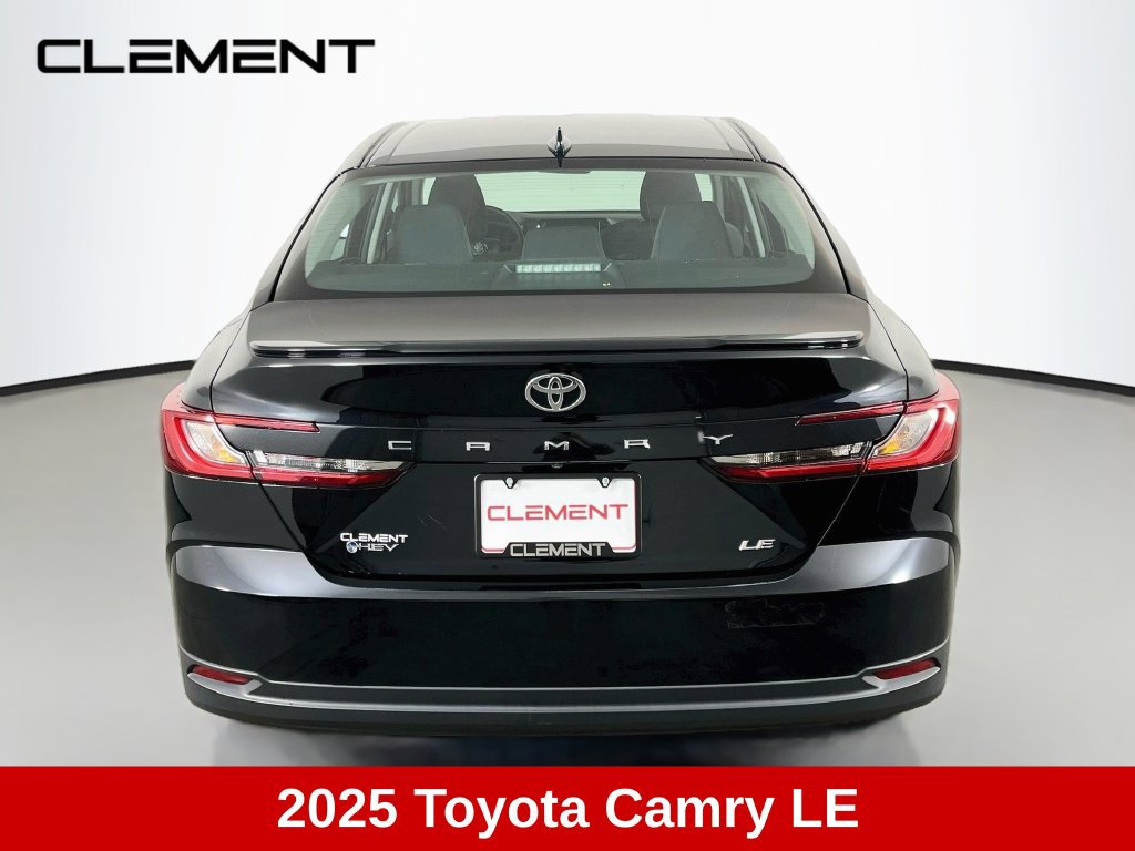 Used 2025 Toyota Camry LE w/ Convenience Package FWD image 8