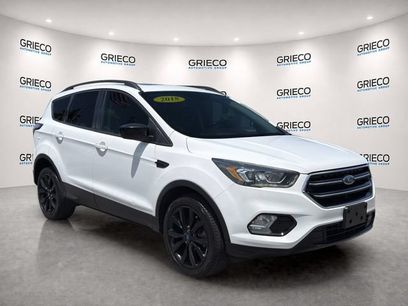 Used 2018 Ford Escape SE w/ SE Sport Appearance Package