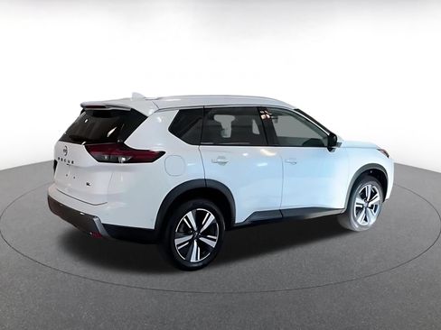 Used 2026 Nissan Rogue SL FWD image 10