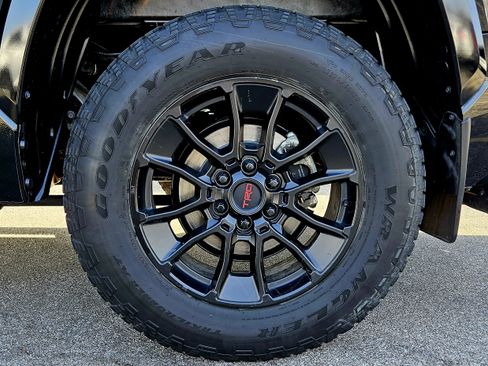 Used 2024 Toyota Tundra Platinum w/ TRD Off-Road Package AWD/4WD image 35