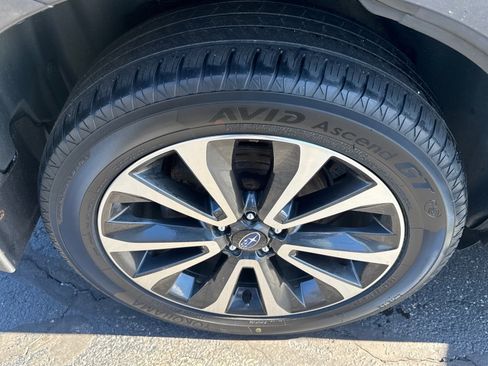 Used 2018 Subaru Forester 2.0XT Premium AWD/4WD image 5