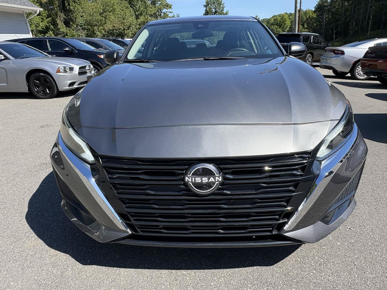 Used 2024 Nissan Altima 2.5 S FWD image 8