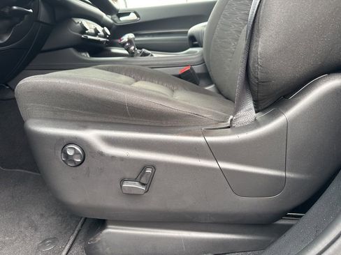 Used 2024 Dodge Durango SXT image 15