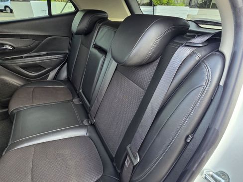 Used 2019 Buick Encore Preferred FWD image 28
