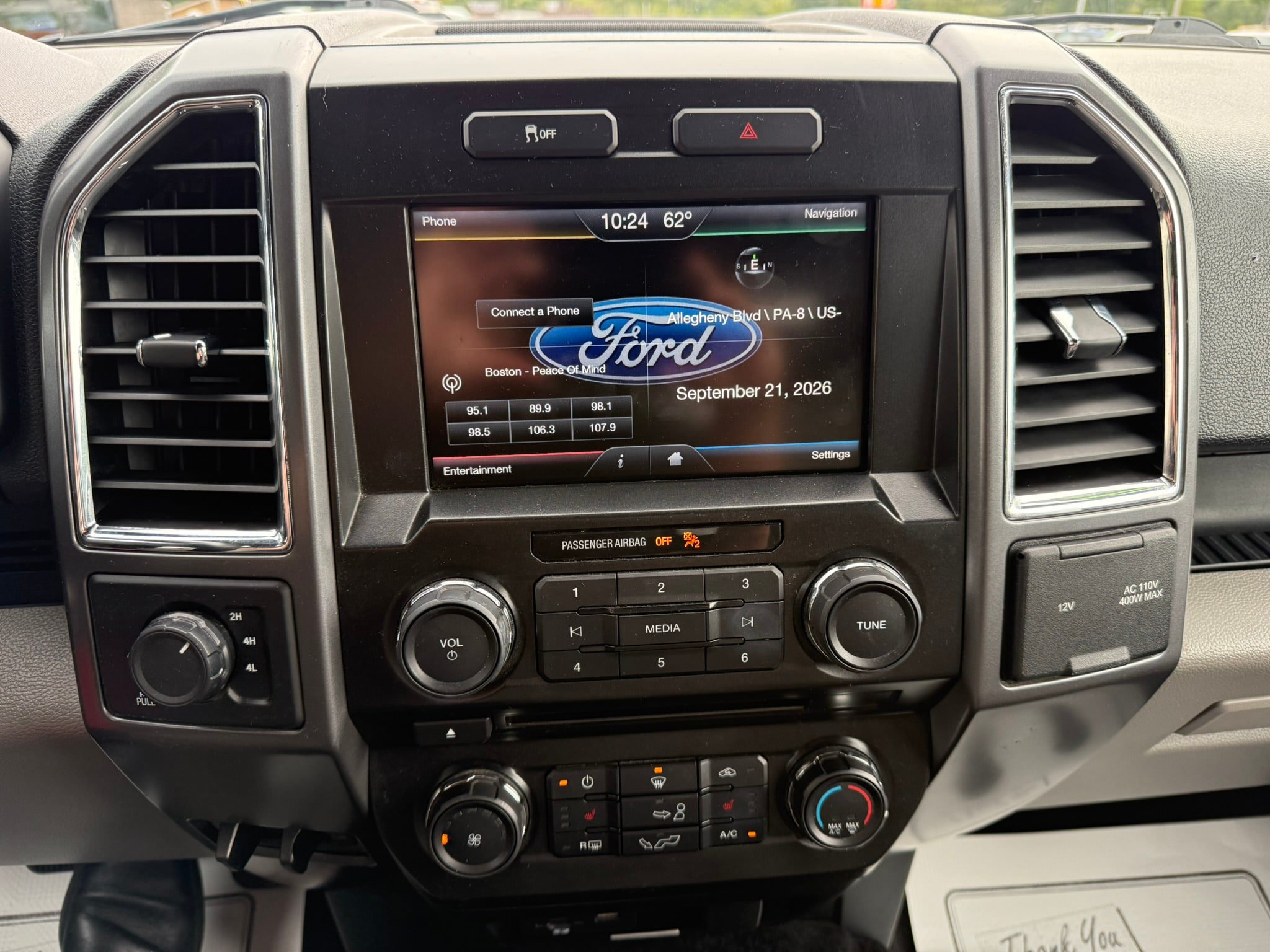 Used 2015 Ford F150 XLT w/ Equipment Group 302A Luxury AWD/4WD image 12
