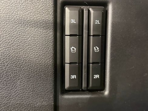 Used 2022 Ford Expedition Platinum AWD/4WD image 31