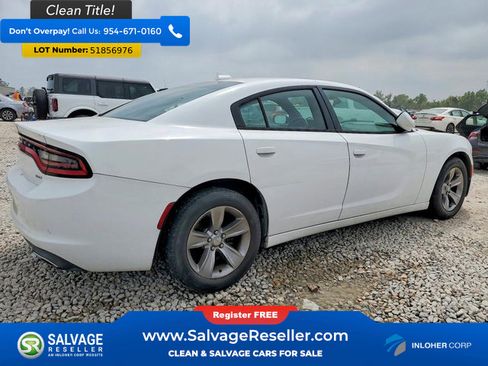 Used 2016 Dodge Charger SXT w/ Navigation & Travel Group RWD image 4