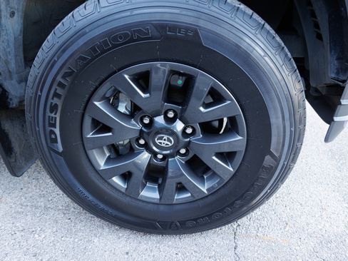 Used 2023 Toyota Tacoma SR5 image 14