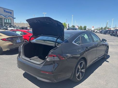 Used 2024 Honda Accord Sport image 22