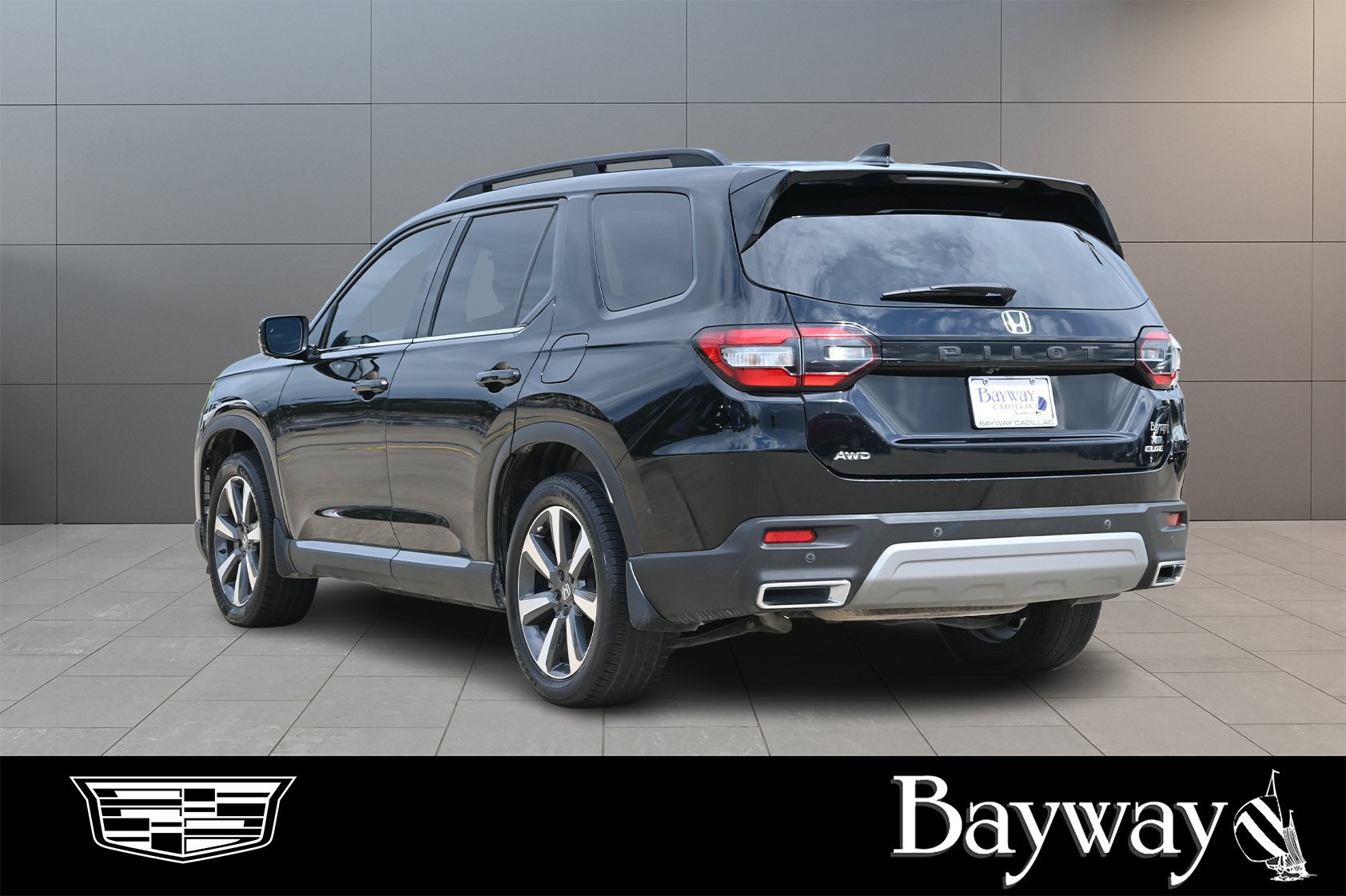 Used 2024 Honda Pilot Elite image 5